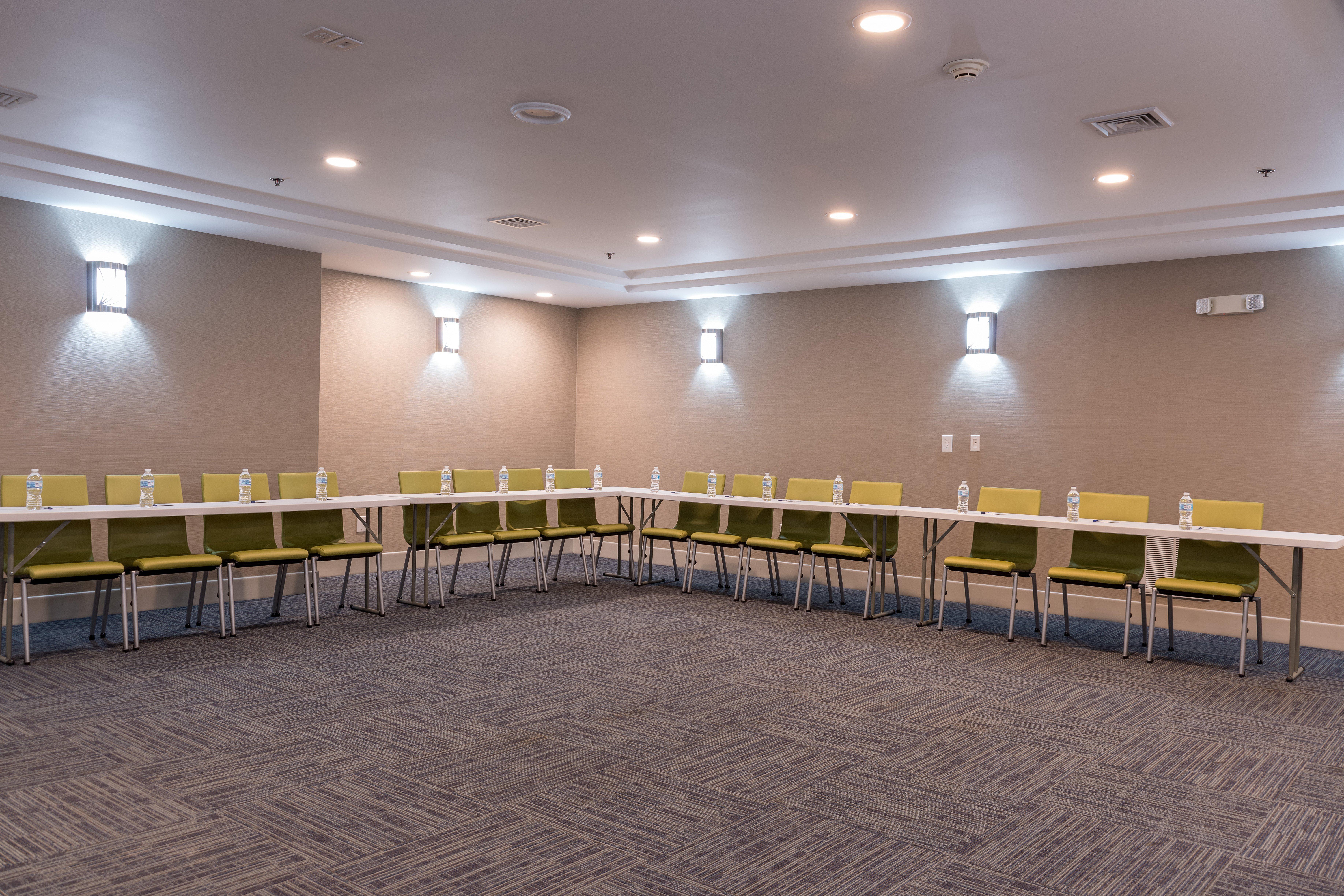 Holiday Inn Express Hartford-Newington By Ihg Kültér fotó