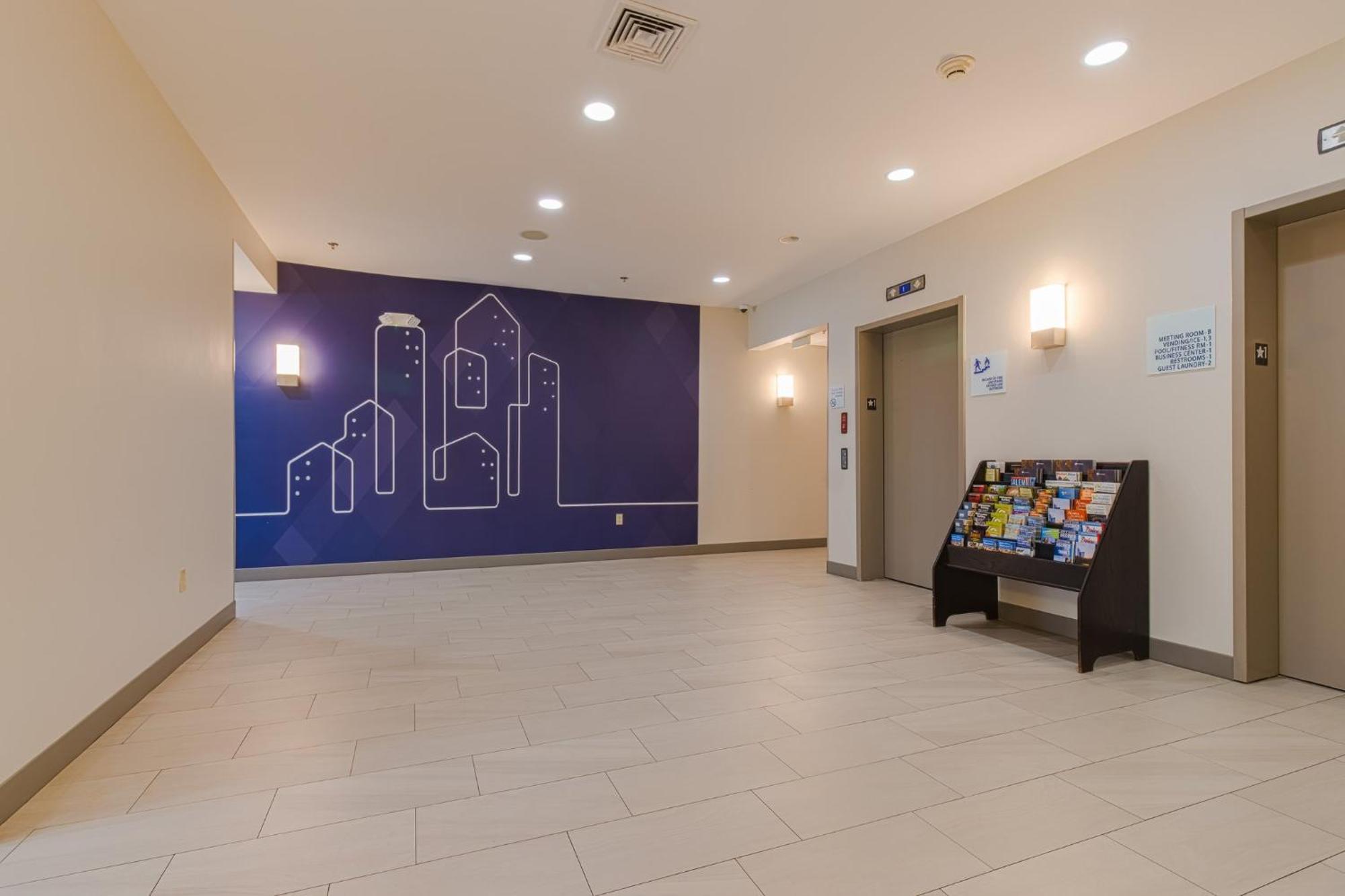 Holiday Inn Express Hartford-Newington By Ihg Kültér fotó