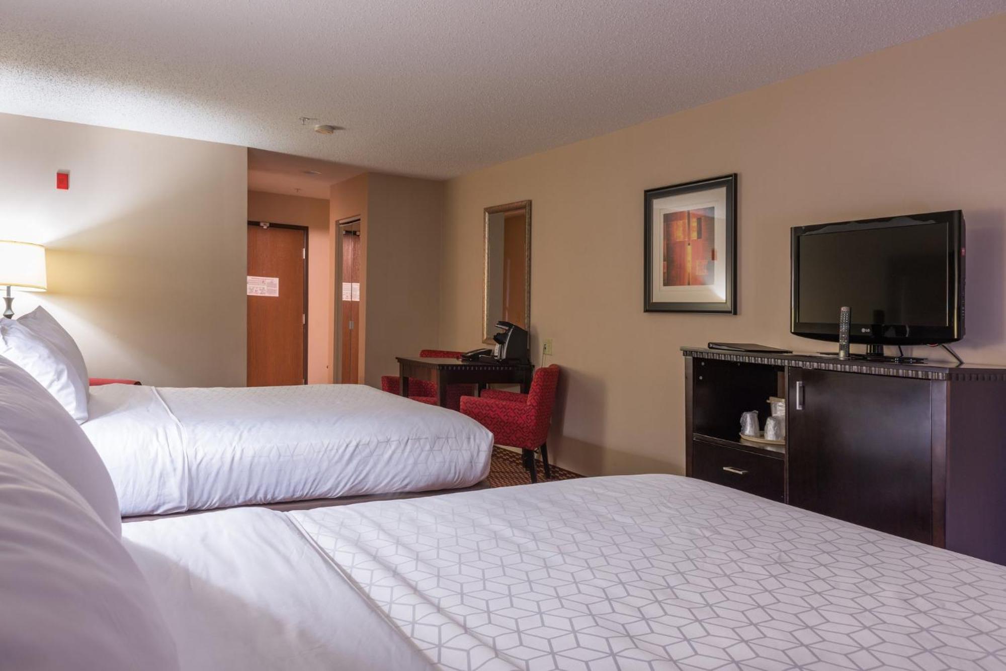 Holiday Inn Express Hartford-Newington By Ihg Kültér fotó