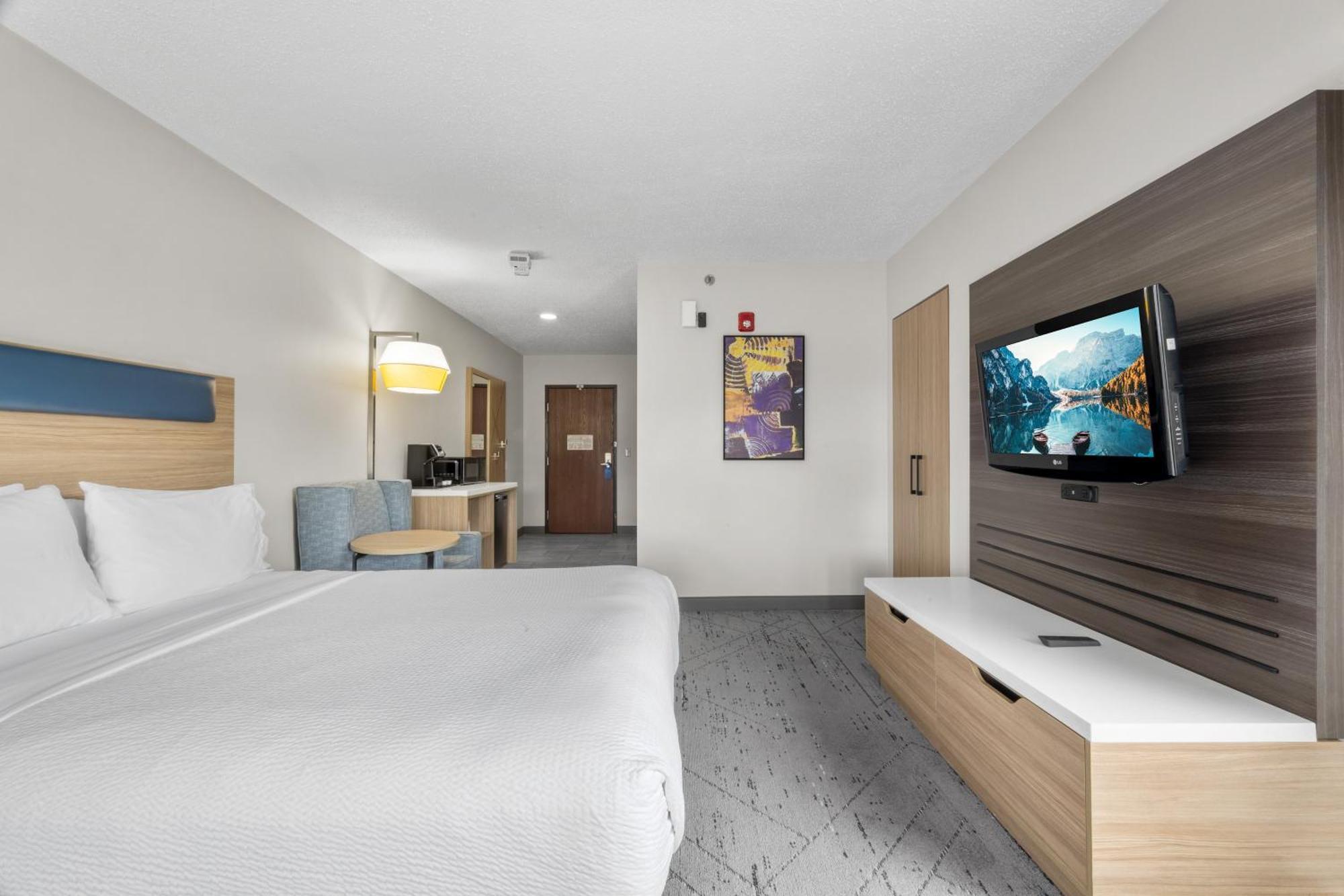 Holiday Inn Express Hartford-Newington By Ihg Kültér fotó